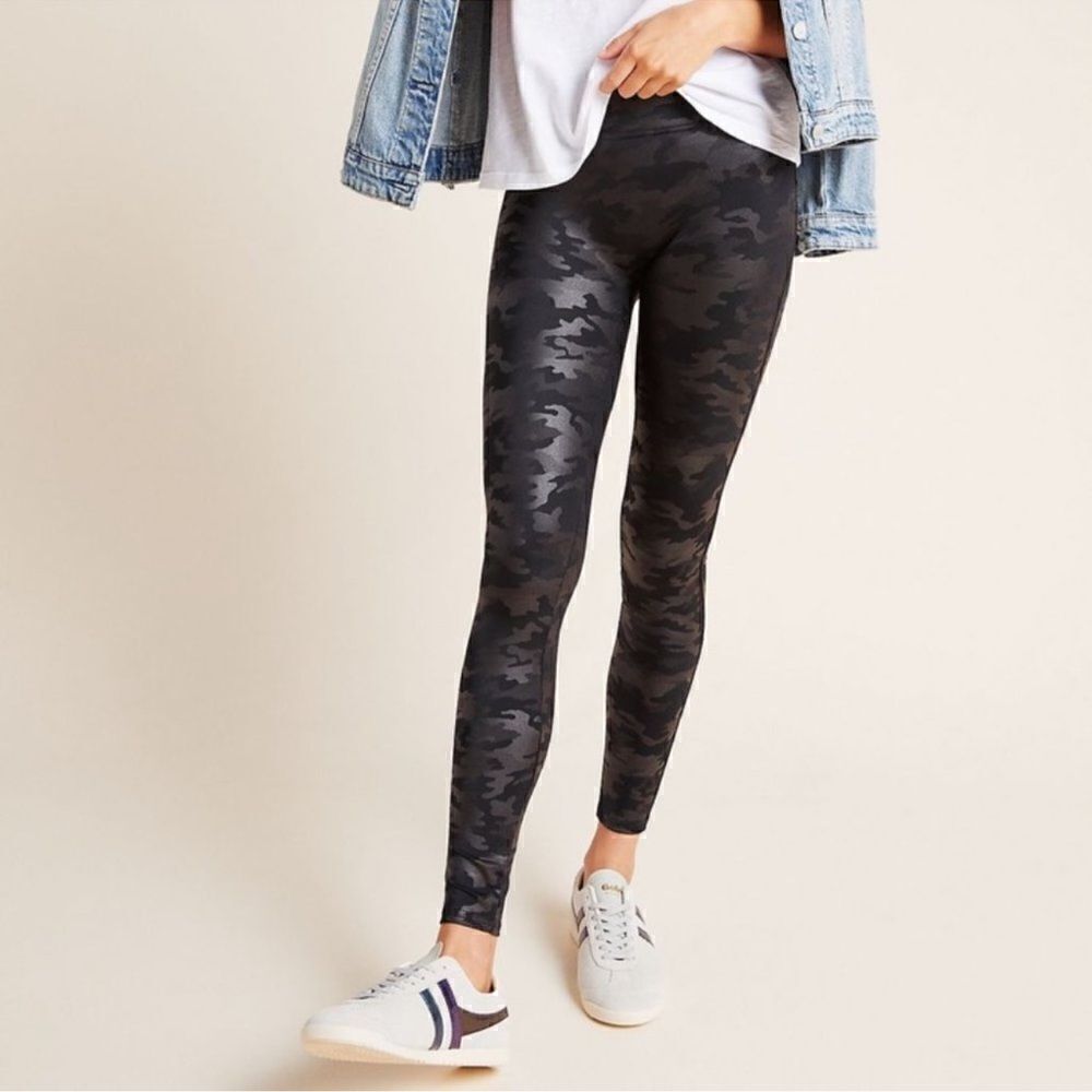 Spanx Camo Faux Leather Leggings Black M